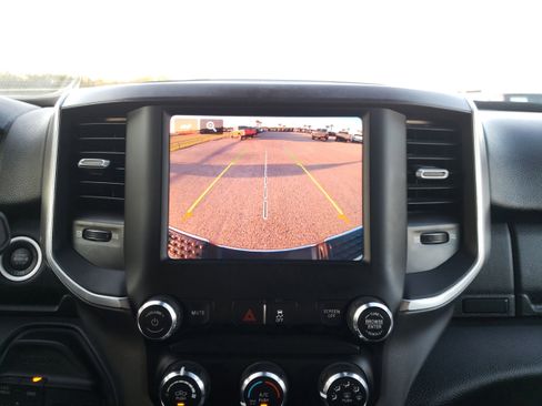 Used 2024 RAM 3500 Big Horn image 35