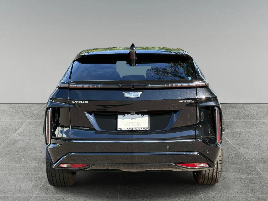 Used 2025 Cadillac Lyriq Luxury w/ LPO, Floor Liner Package AWD/4WD image 11