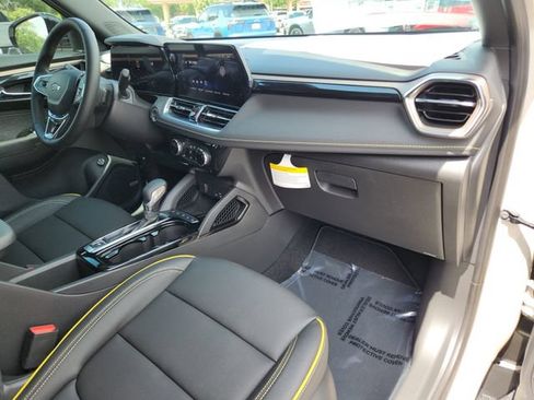 New 2026 Chevrolet TrailBlazer ACTIV w/ Convenience Package FWD image 14