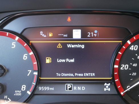 Certified 2024 Nissan Frontier PRO-4X w/ Technology Package image 21