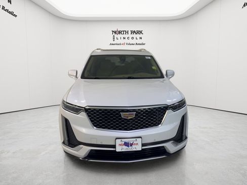 Used 2020 Cadillac XT6 Premium Luxury w/ Platinum Package AWD/4WD image 8