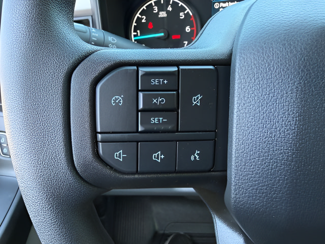 New 2026 Ford F250 XL w/ FX4 Off-Road Package AWD/4WD image 15