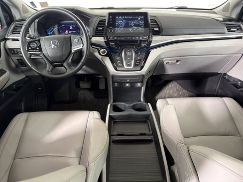 Used 2024 Honda Odyssey Touring image 24