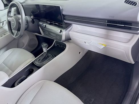 Certified 2024 Hyundai Kona SEL image 29