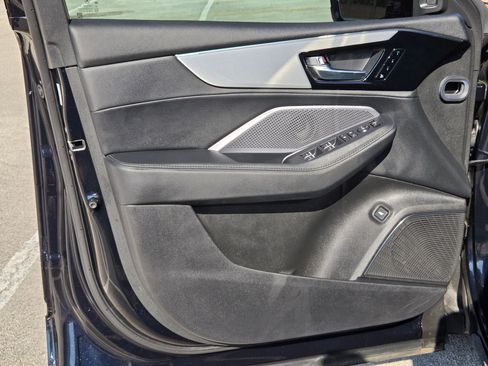 Used 2026 Acura MDX FWD image 11