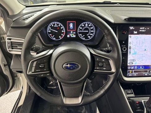 Used 2020 Subaru Outback Limited image 10