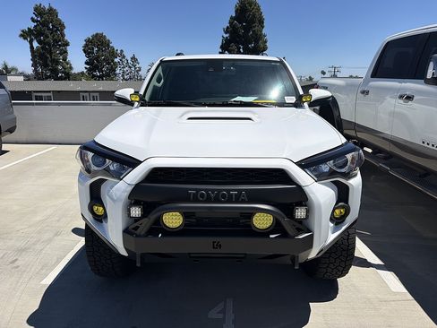 Used 2021 Toyota 4Runner TRD Off-Road Premium AWD/4WD image 1
