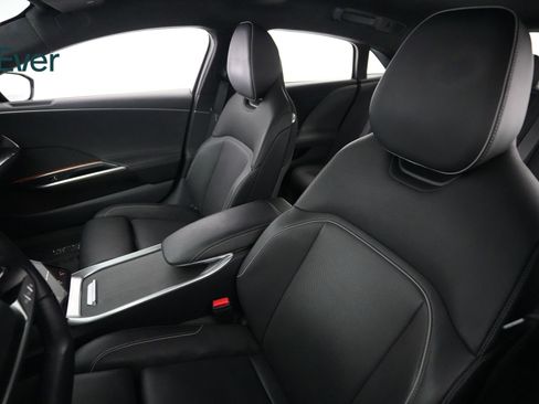 Used 2023 Lucid Air Touring AWD/4WD image 4