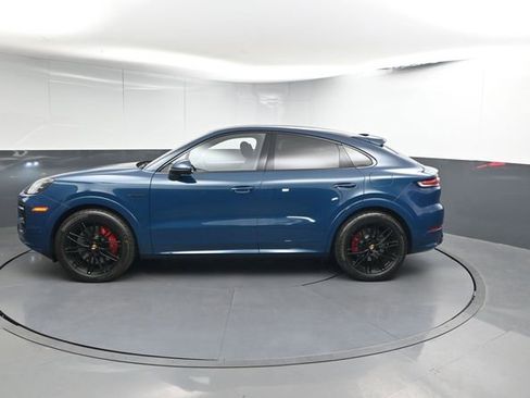 New 2025 Porsche Cayenne S image 2