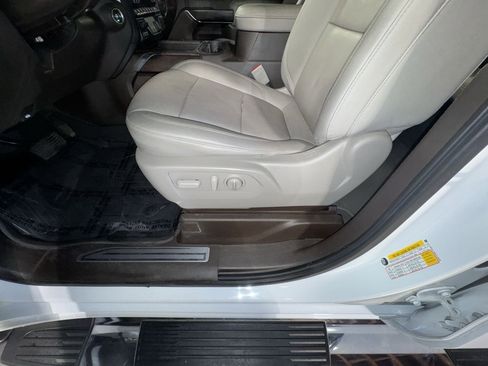 Used 2021 GMC Sierra 1500 SLT w/ SLT Premium Plus Package image 19