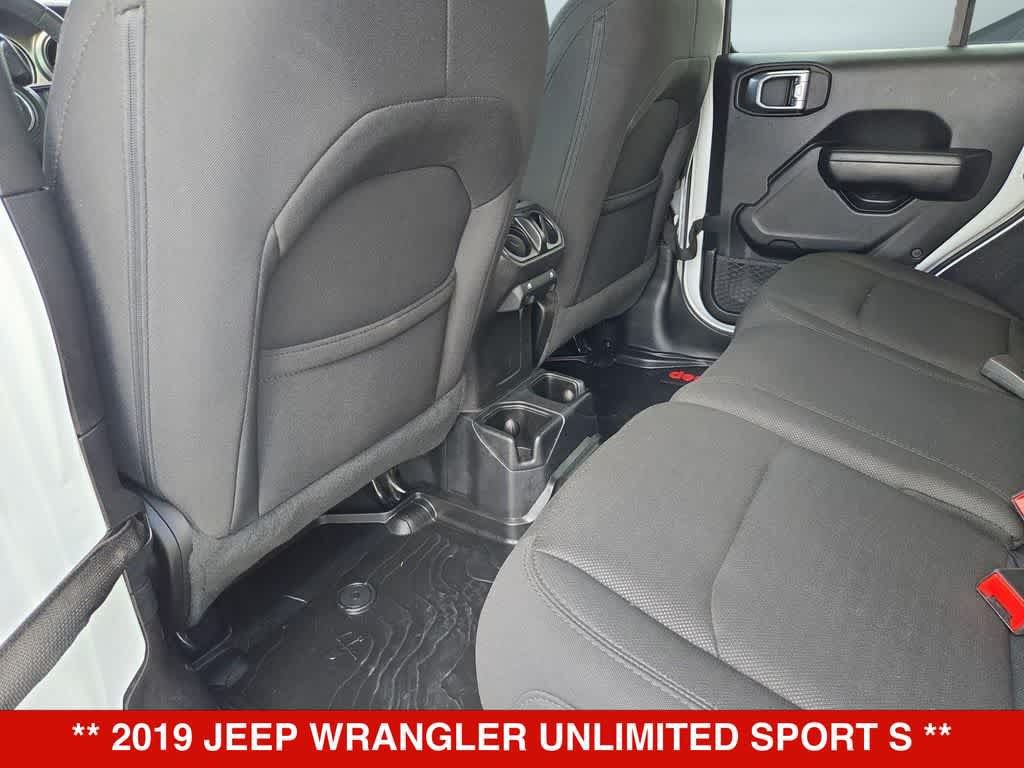 Used 2019 Jeep Wrangler Unlimited Sport S AWD/4WD image 18