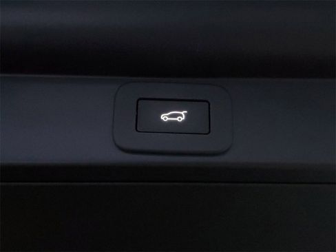 Used 2025 Land Rover Range Rover Autobiography image 34