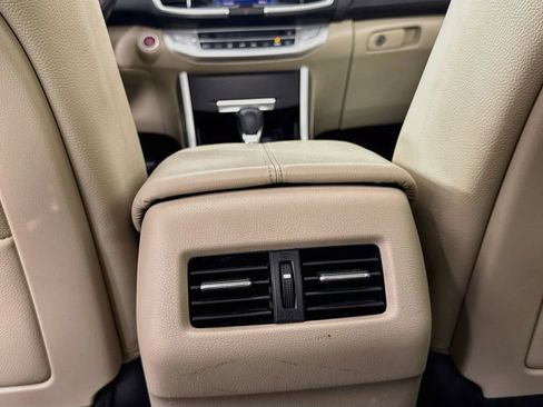 Used 2014 Honda Accord EX-L image 31