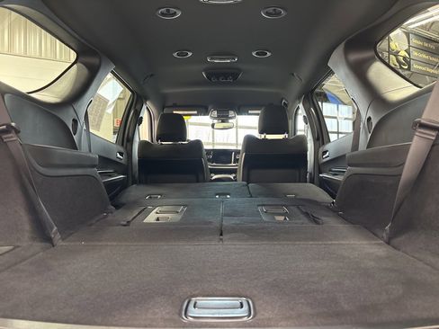 Used 2024 Dodge Durango SXT w/ 3rd Row Seating Group image 38