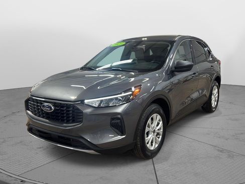 Used 2023 Ford Escape Active AWD/4WD image 15