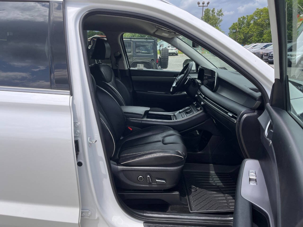 Used 2024 Hyundai Palisade SEL AWD/4WD image 10