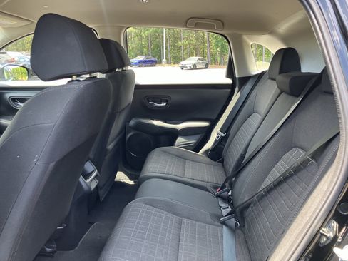 Used 2025 Honda HR-V LX image 32