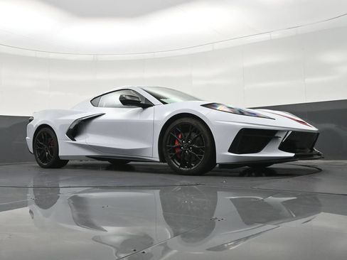 Used 2024 Chevrolet Corvette Stingray Coupe w/ Battery Protection Package RWD image 29