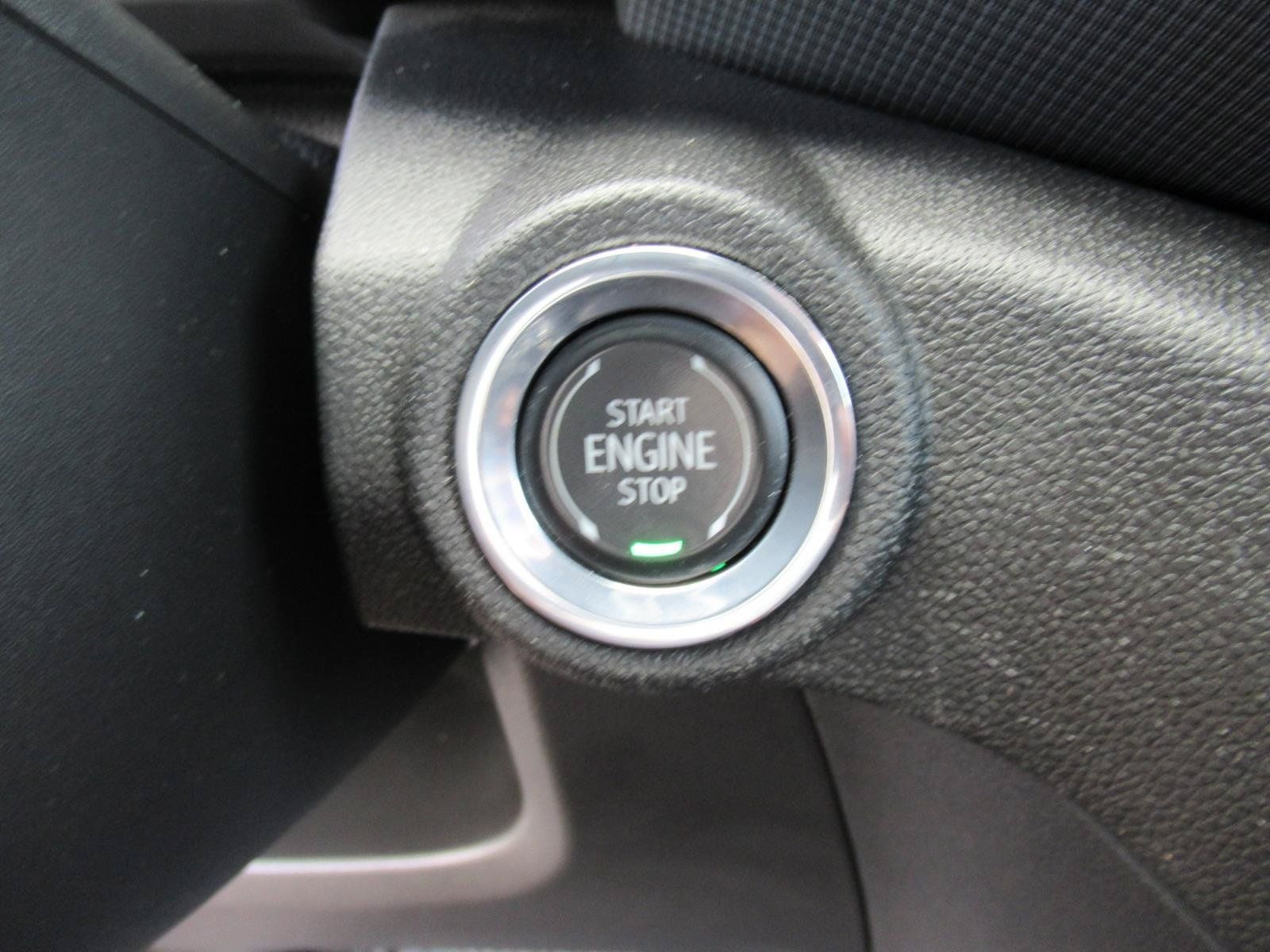 Used 2023 Chevrolet TrailBlazer RS w/ Sun and Liftgate Package AWD/4WD image 23