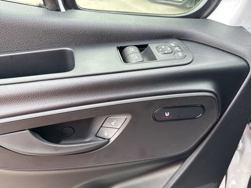 New 2025 Mercedes-Benz Sprinter 2500 image 15