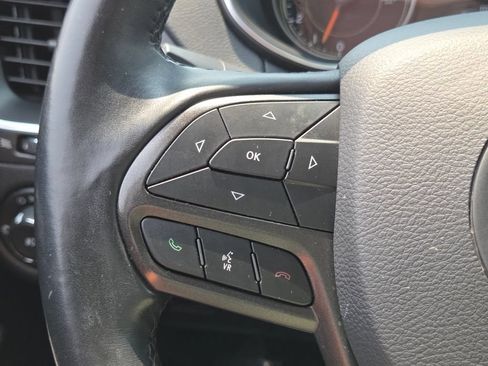 Used 2021 Jeep Cherokee Trailhawk AWD/4WD image 15
