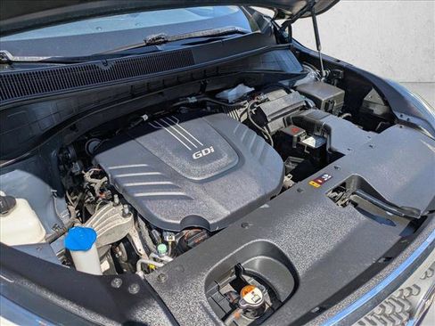 Used 2018 Kia Sorento FWD V6 image 28