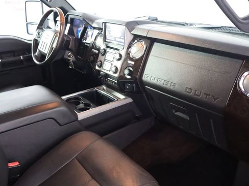 Used 2015 Ford F250 Platinum w/ Snow Plow Prep Package AWD/4WD image 47