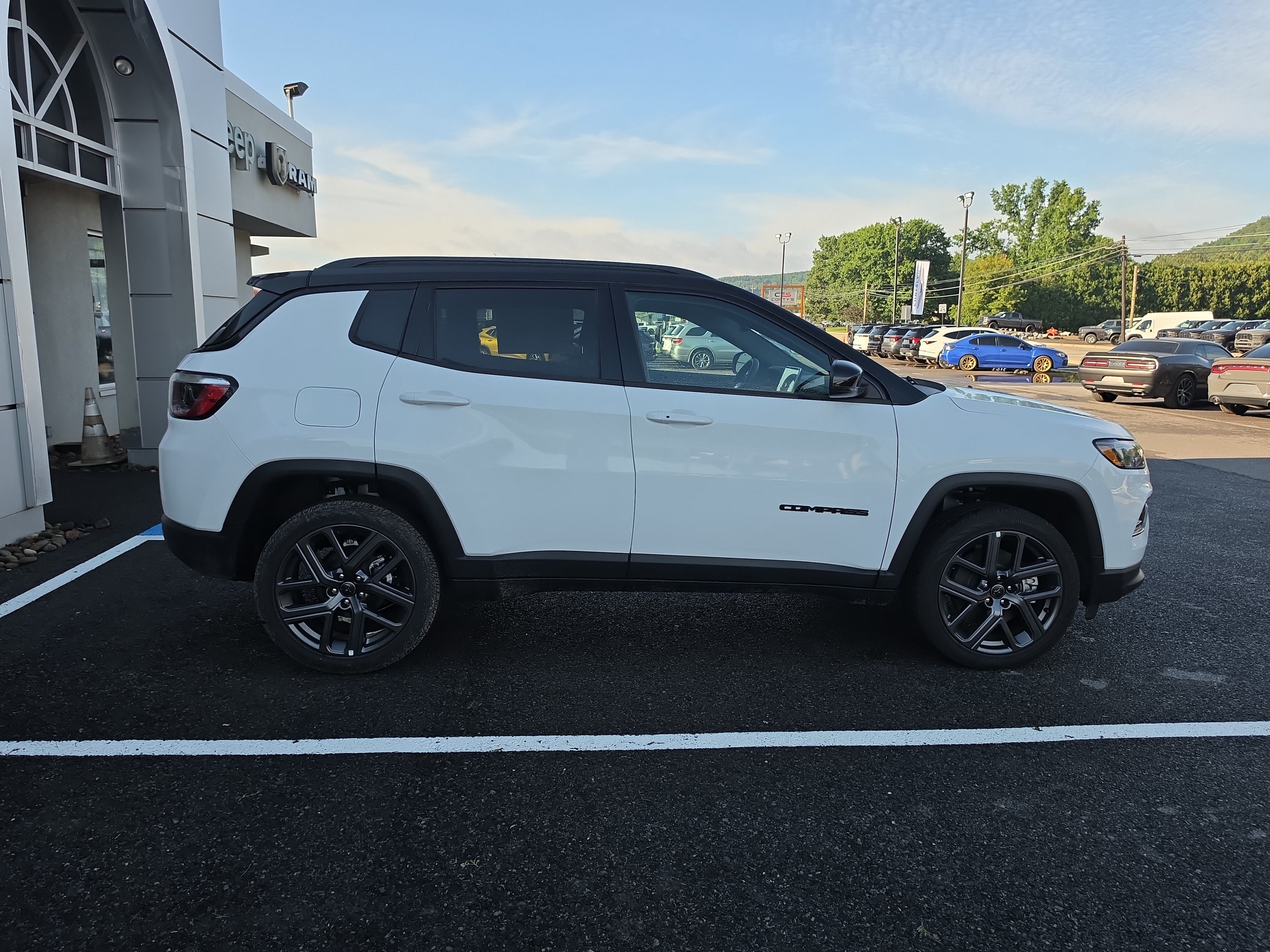 New 2026 Jeep Compass Limited AWD/4WD image 2