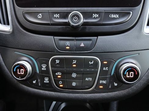 Used 2020 Chevrolet Malibu LT FWD image 4
