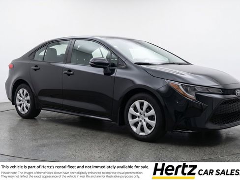 Used 2025 Toyota Corolla LE FWD image 1