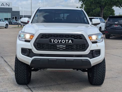 Used 2023 Toyota Tacoma SR image 6