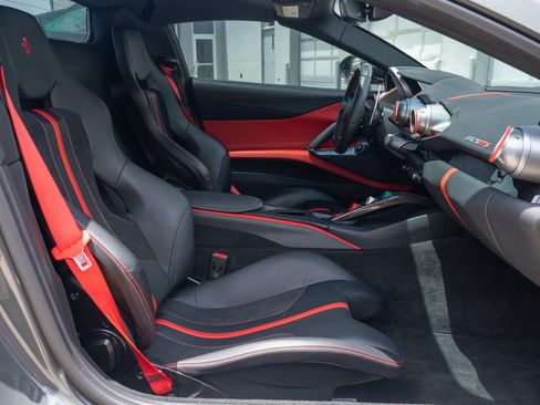 Used 2021 Ferrari 812 GTS RWD image 57