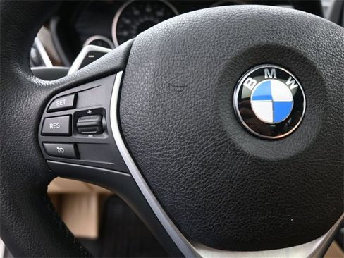 Used 2016 BMW 340i 340i image 2