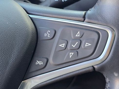 Used 2022 Chevrolet Equinox LT FWD image 23