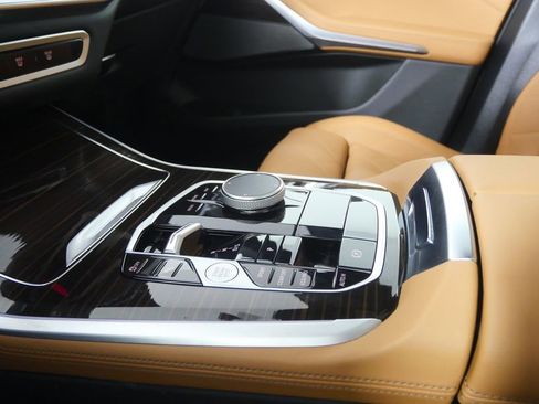 Used 2026 BMW X5 sDrive40i image 27