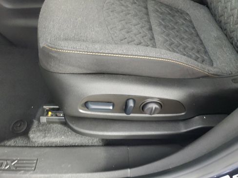 Used 2023 Chevrolet Equinox LT w/ Driver Convenience Package AWD/4WD image 25