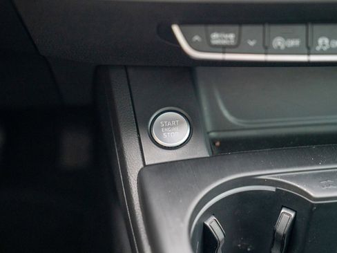 Used 2017 Audi A4 2.0T Premium Plus image 19