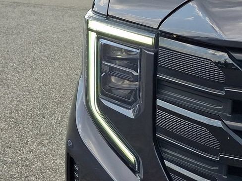 Used 2022 GMC Sierra 1500 Elevation AWD/4WD image 29