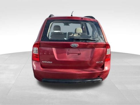 Used 2008 Kia Rondo EX w/ Premium Pkg image 6