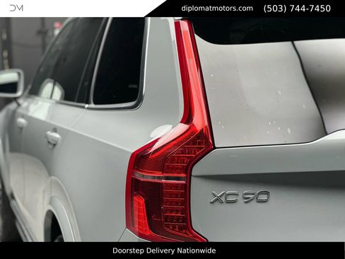 Used 2024 Volvo XC90 B6 Plus image 14