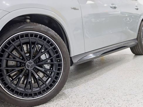 Used 2025 Mercedes-Benz GLC 43 AMG 4MATIC image 5