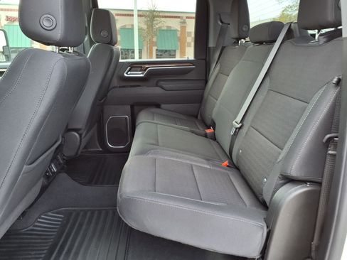 Used 2025 Chevrolet Silverado 2500 LT w/ Convenience Package AWD/4WD image 18