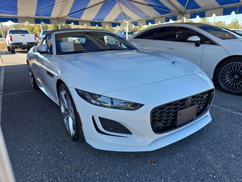 Used 2024 Jaguar F-TYPE R-Dynamic image 7