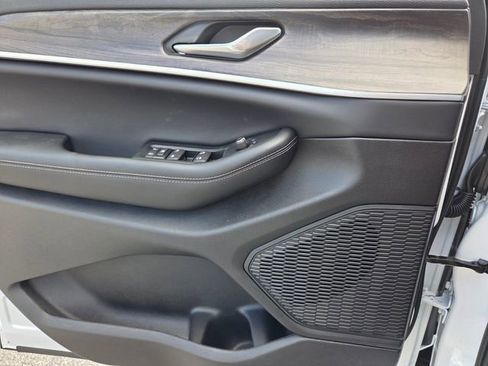 New 2026 Jeep Grand Cherokee 4WD image 19