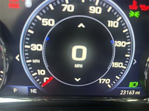 Used 2023 GMC Acadia Denali w/ Denali Ultimate Package image 12