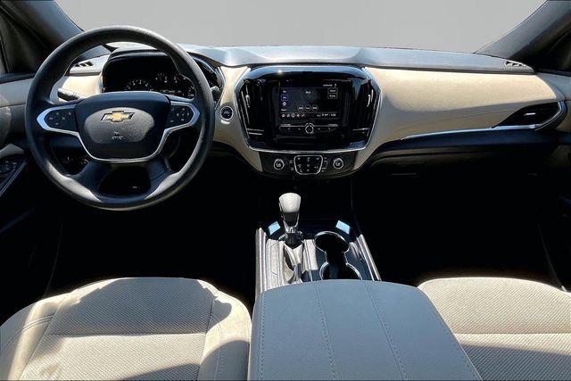 Used 2023 Chevrolet Traverse LS FWD image 7