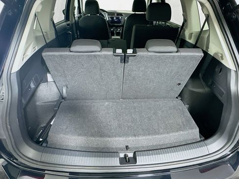 Used 2024 Volkswagen Tiguan S image 28