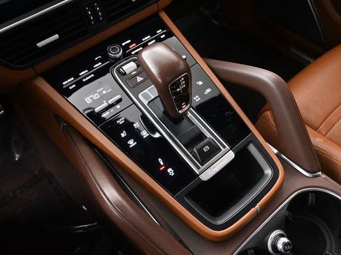 Used 2021 Porsche Cayenne Turbo w/ Premium Package Plus image 46