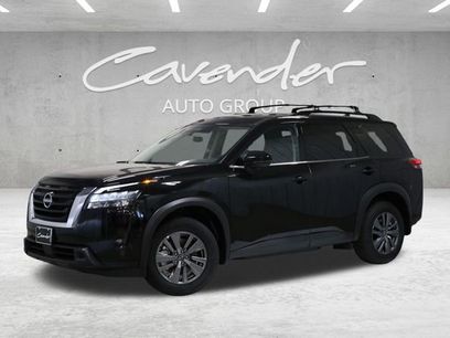 New 2025 Nissan Pathfinder SV