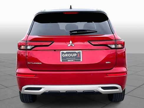 Used 2023 Mitsubishi Outlander SEL image 4